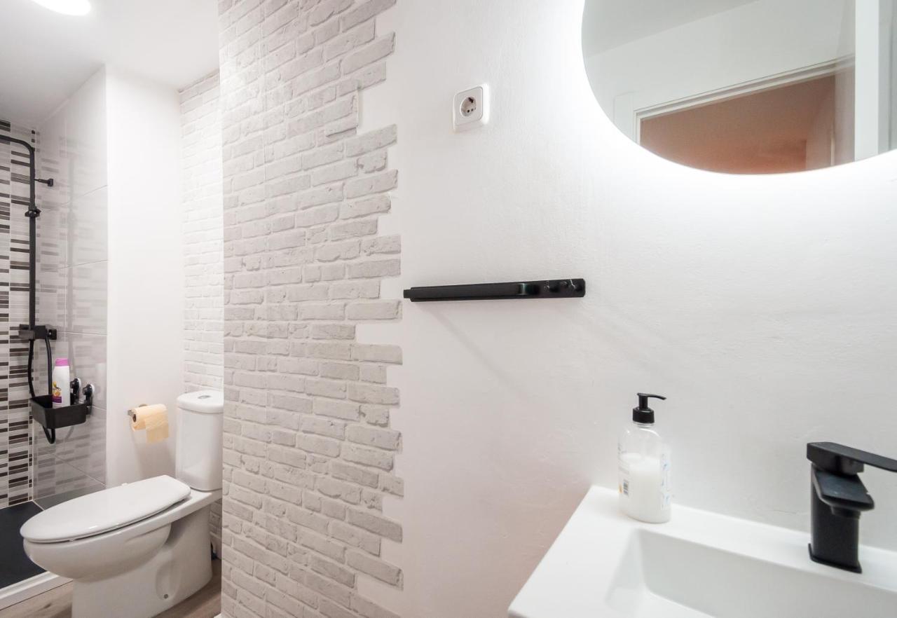Apartamento Madrid Centro - Barrio De Las Letras Apartment ภายนอก รูปภาพ