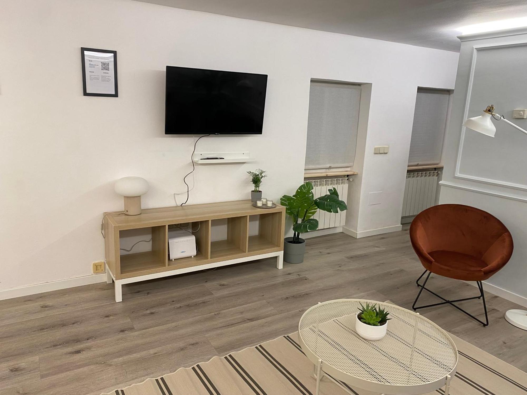Apartamento Madrid Centro - Barrio De Las Letras Apartment ภายนอก รูปภาพ